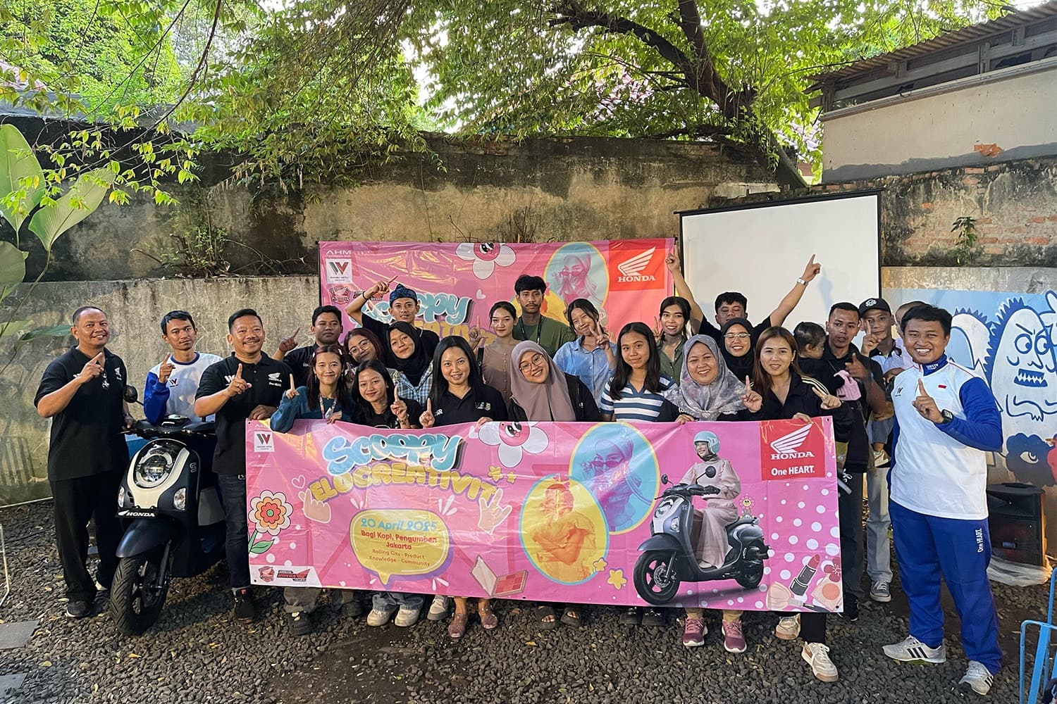 Scoopy Velocreativity