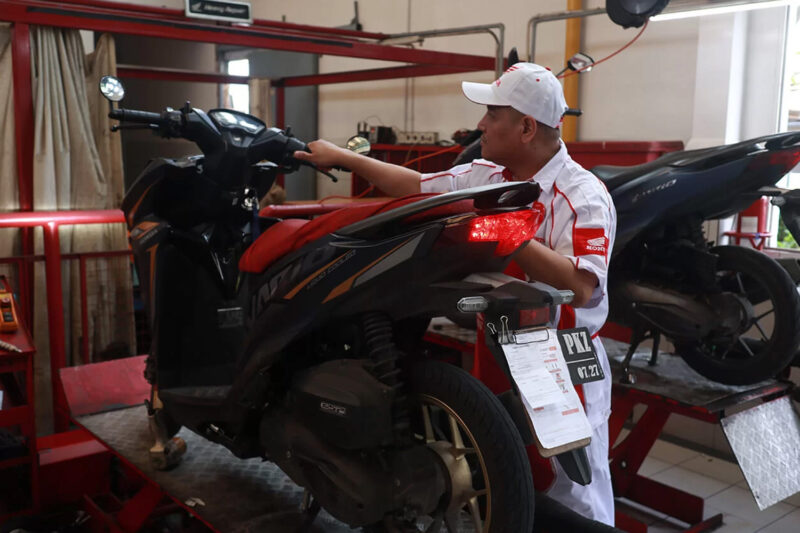 SERVICE MOTOR HONDA AHASS