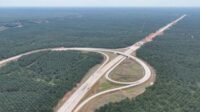 TOL-Jambi-Betung Pembangunan jalan tol Betung-Jambi.