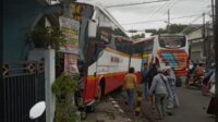 kecelakaan bus harapan jaya