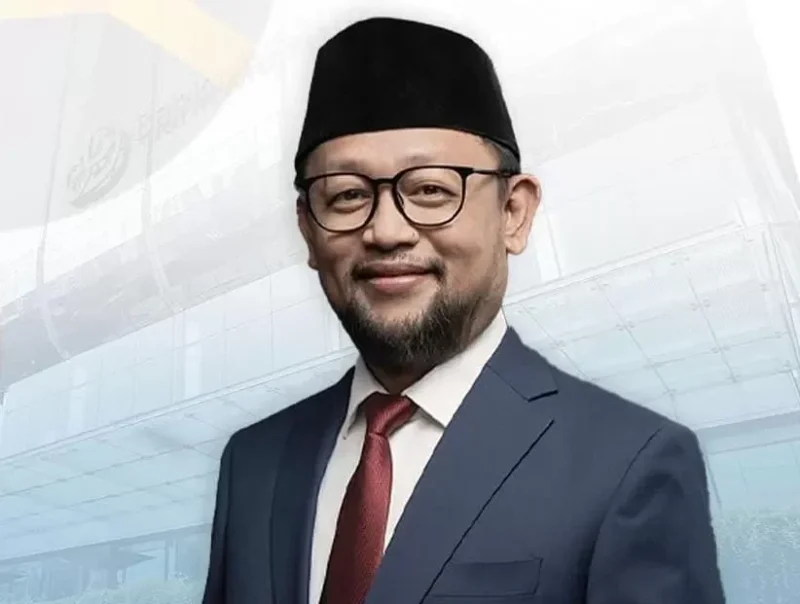 Ishfah Aidil Aziz alias Gus Alex