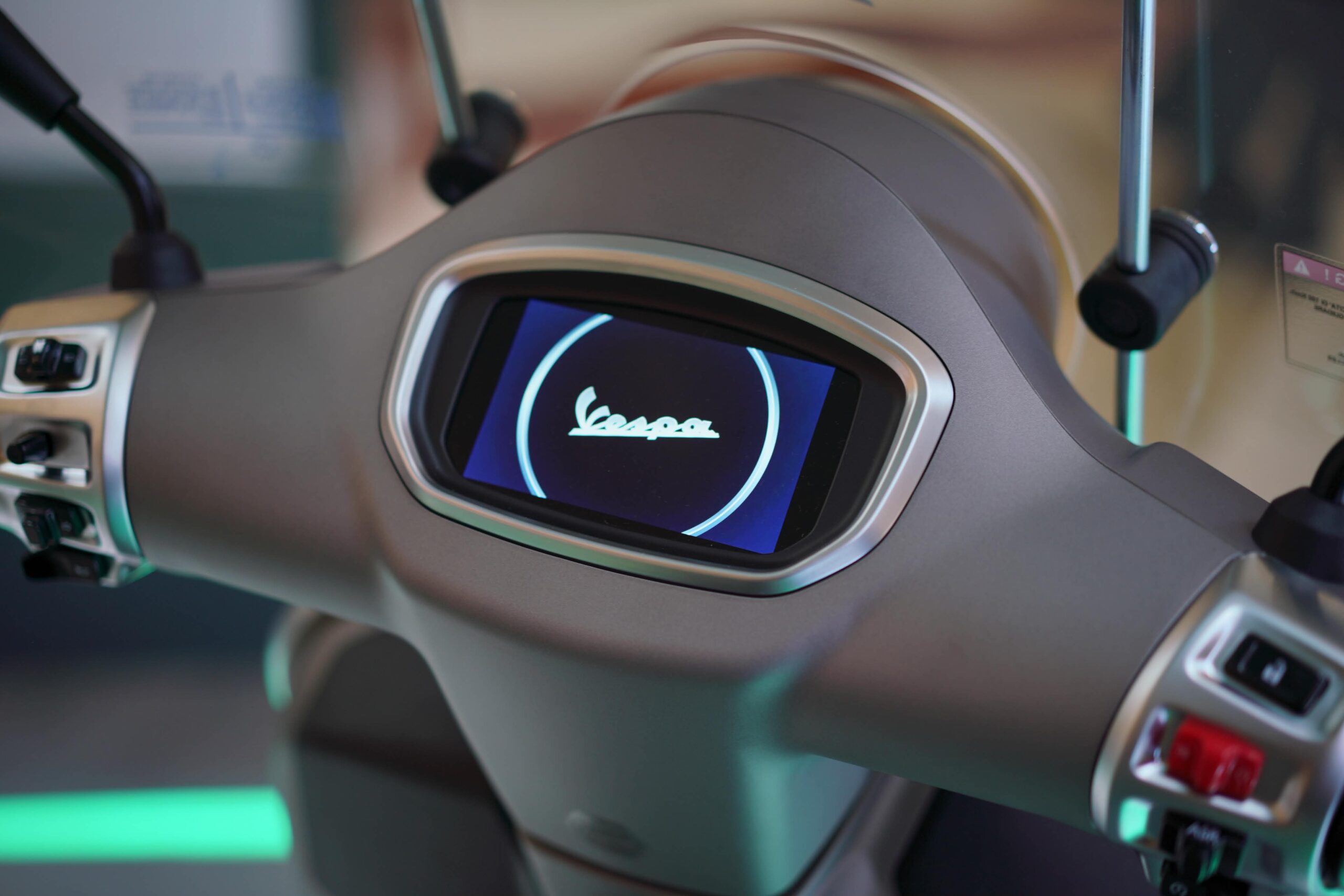 Vespa GTS Super Tech
