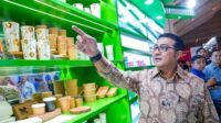 teuku riefky harsa