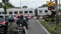 perlintasan kereta